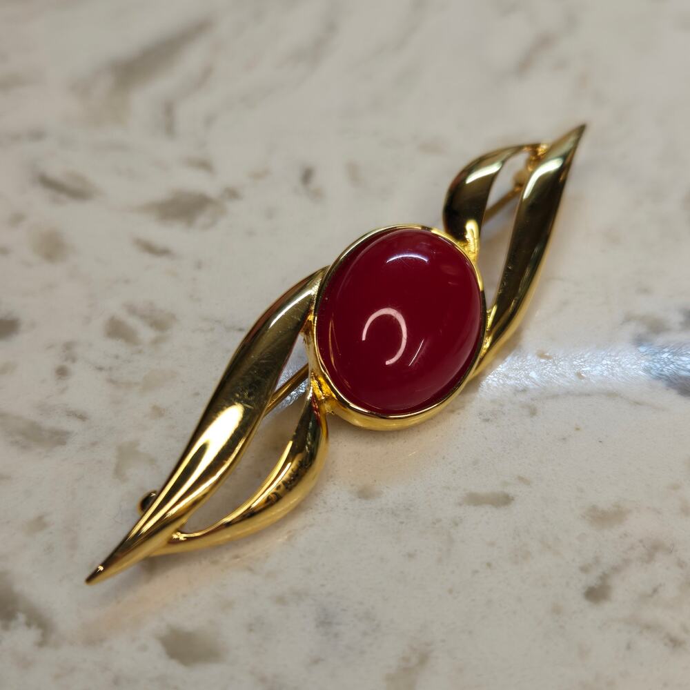 Vintage Monet Gold-Tone Red Cabochon Bar Brooch Retro Estate Jewelry